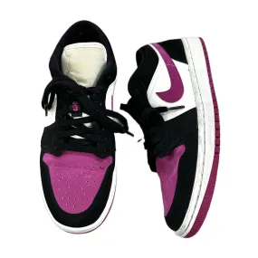 Black & Purple Shoes Athletic By Jordan, Size: 9.5