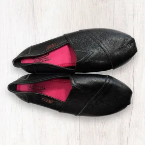 Black Shoes Flats Clothes Mentor, Size 7.5